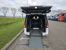 Mercedes-Benz EQV (2021) thumbnail 14