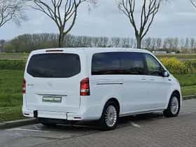 Mercedes-Benz EQV (2021) thumbnail 3