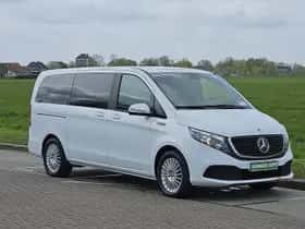 Mercedes-Benz EQV (2021) thumbnail 4