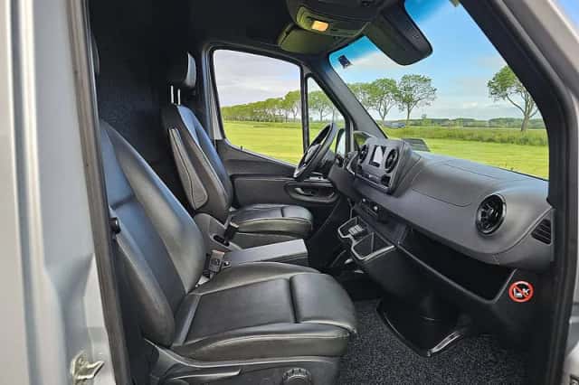 Mercedes-Benz Sprinter (2020) thumbnail 6