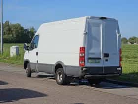 Iveco Daily (2013) thumbnail 5