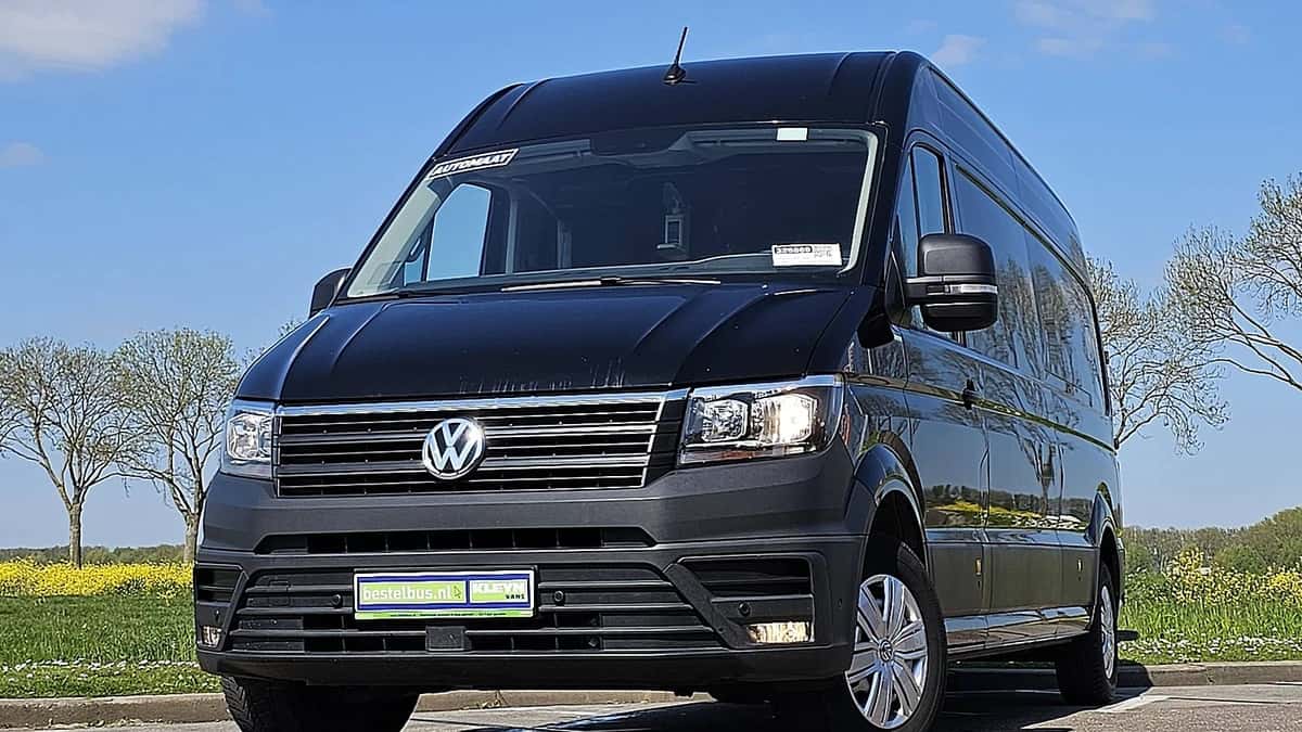 Volkswagen Crafter (2023) — foto 1