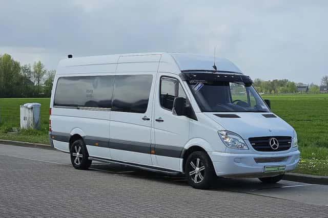 Mercedes-Benz Sprinter (2011) thumbnail 4