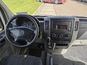 Mercedes-Benz Sprinter (2011) thumbnail 7