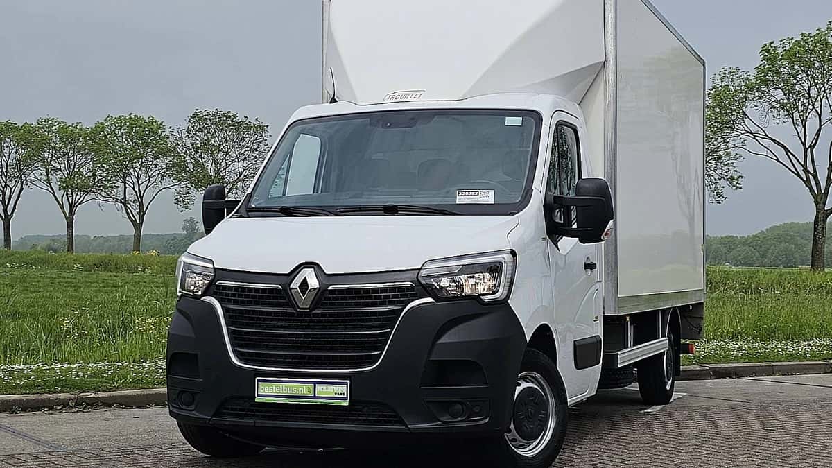 Renault Master (2023) — foto 1