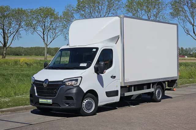 Renault Master (2023) thumbnail 2
