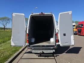 Mercedes-Benz Sprinter (2021) thumbnail 12