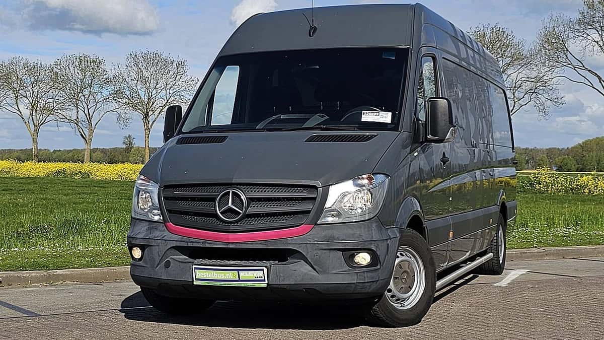 Mercedes-Benz Sprinter (2016) — foto 1