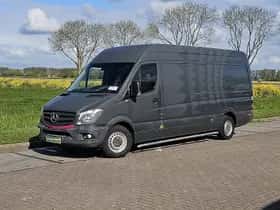 Mercedes-Benz Sprinter (2016) thumbnail 2
