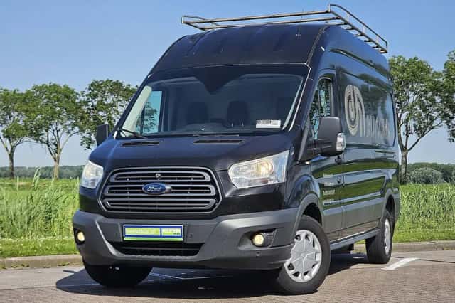 Ford Transit (2017) thumbnail 1