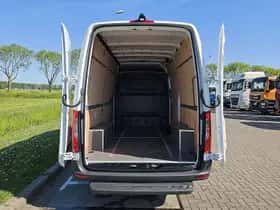 Mercedes-Benz Sprinter (2024) thumbnail 14