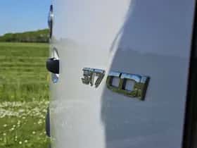 Mercedes-Benz Sprinter (2024) thumbnail 16