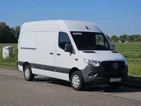 Mercedes-Benz Sprinter (2024) thumbnail 4