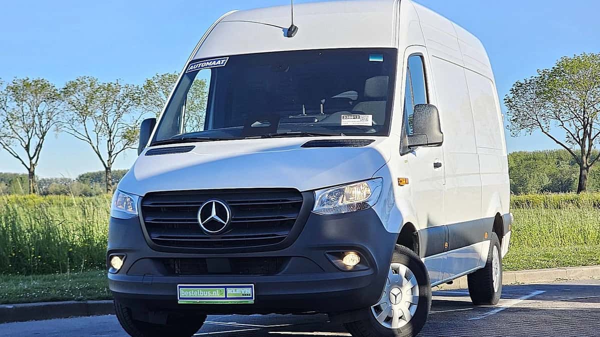 Mercedes-Benz Sprinter (2024) — foto 1
