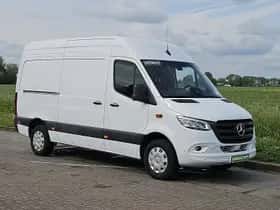 Mercedes-Benz Sprinter (2024) thumbnail 4