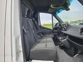 Mercedes-Benz Sprinter (2024) thumbnail 6