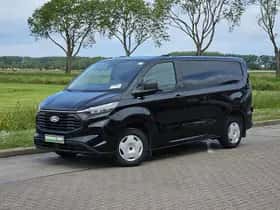 Ford Transit (2024) thumbnail 2