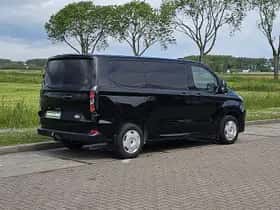 Ford Transit (2024) thumbnail 3