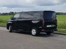 Ford Transit (2024) thumbnail 5