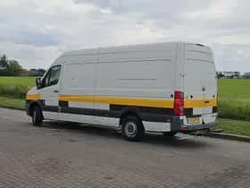 Volkswagen Crafter (2010) thumbnail 5
