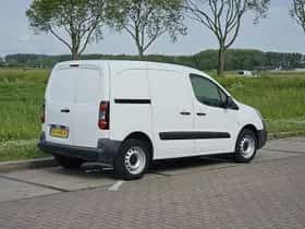 Peugeot Caddy (2016) thumbnail 3