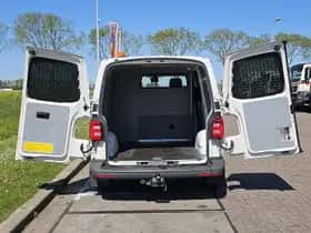 Volkswagen Transporter (2019) thumbnail 12