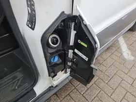 Ford Transit (2016) thumbnail 20