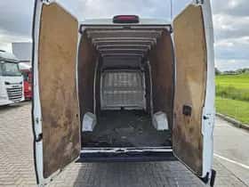 Peugeot Boxer (2020) thumbnail 10