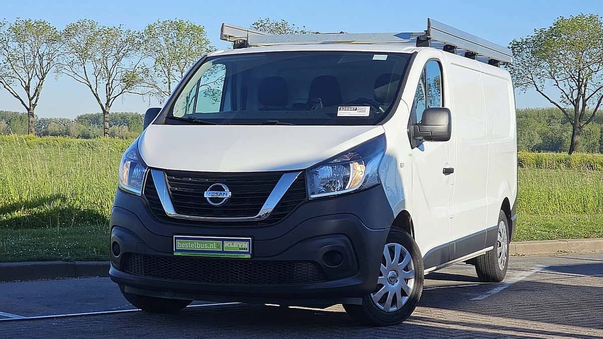 Nissan Nv (2022) — foto 1