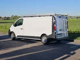 Nissan Nv (2022) thumbnail 5