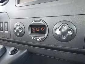 Opel Movano (2018) thumbnail 9