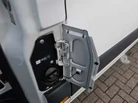 Mercedes-Benz Sprinter (2021) thumbnail 16