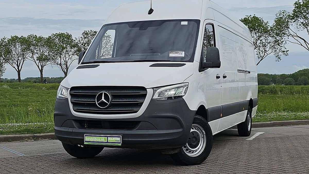 Mercedes-Benz Sprinter (2021) — foto 1