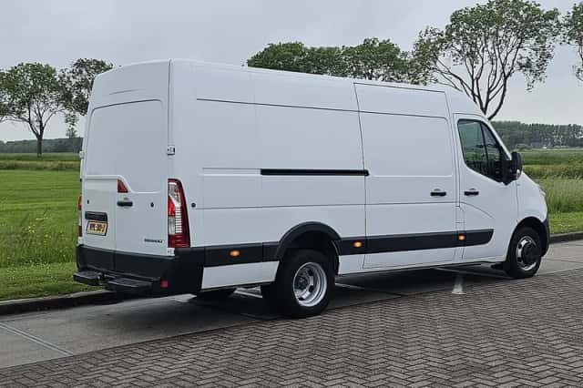 Renault Master (2018) thumbnail 3