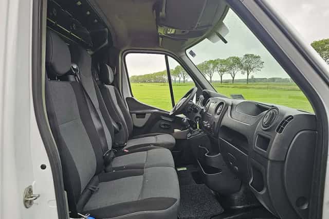 Renault Master (2018) thumbnail 6
