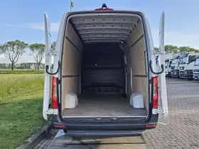 Mercedes-Benz Sprinter (2022) thumbnail 14