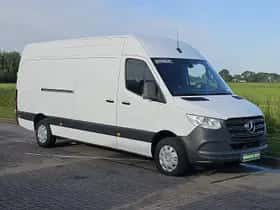 Mercedes-Benz Sprinter (2022) thumbnail 4