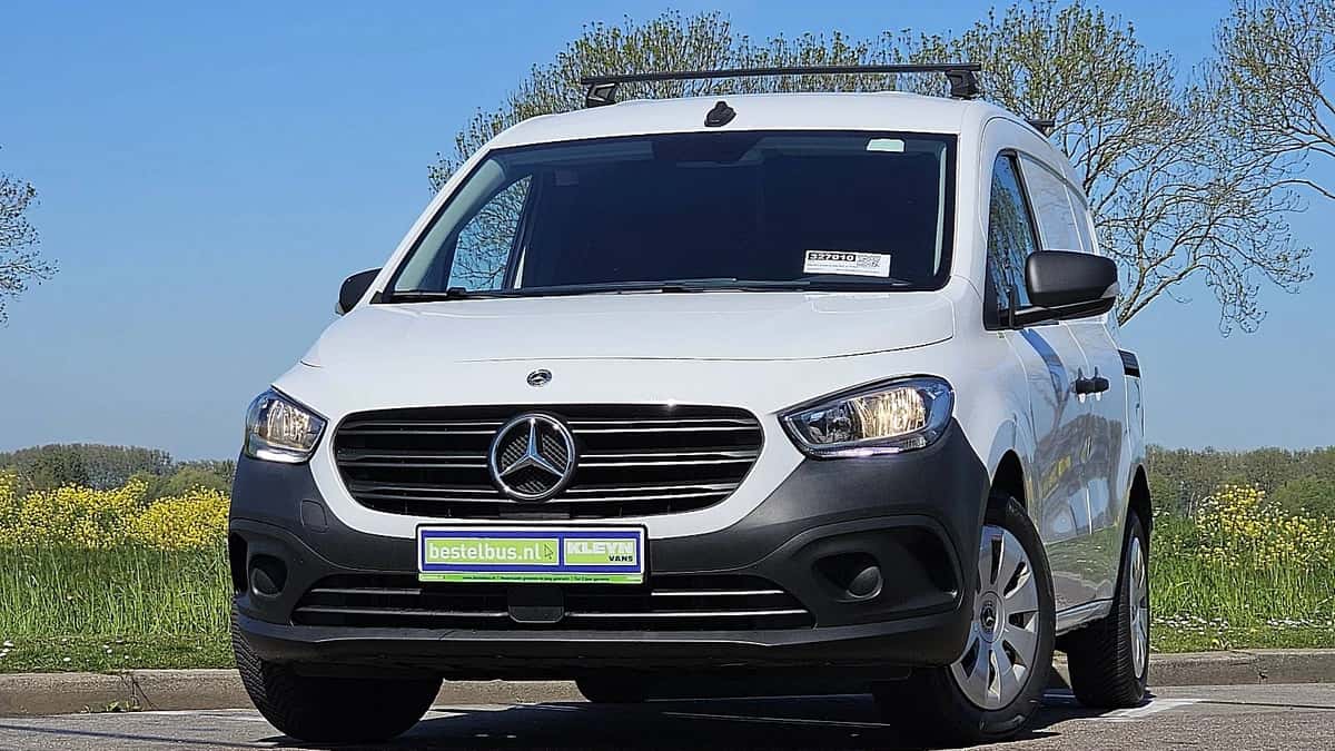Mercedes-Benz Citan (2022) — foto 1