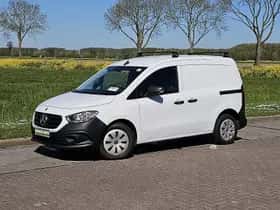 Mercedes-Benz Citan (2022) thumbnail 2
