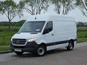 Mercedes-Benz Sprinter (2019) thumbnail 2