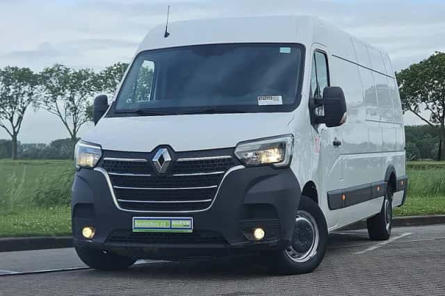 Renault Master (2023) thumbnail 1