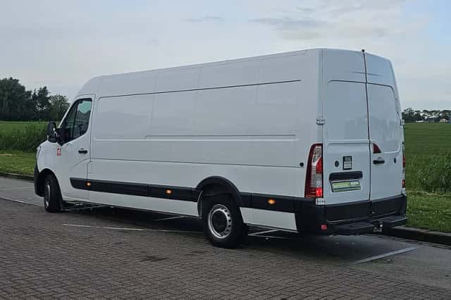 Renault Master (2023) thumbnail 5