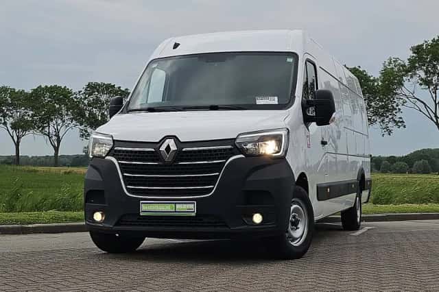 Renault Master (2024) thumbnail 1