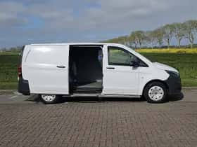 Mercedes-Benz Vito (2022) thumbnail 13