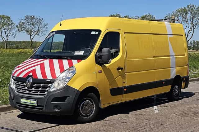 Renault Master (2018) thumbnail 2
