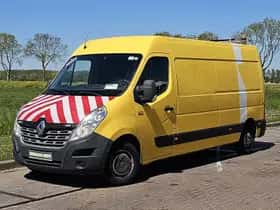 Renault Master (2018) thumbnail 2