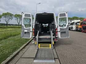 Mercedes-Benz Sprinter (2016) thumbnail 13