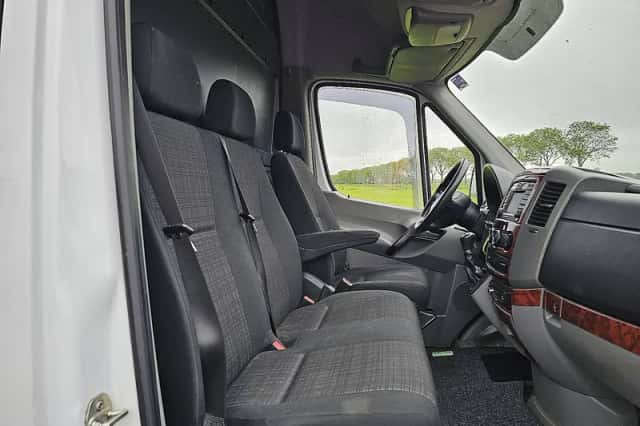 Mercedes-Benz Sprinter (2018) thumbnail 6