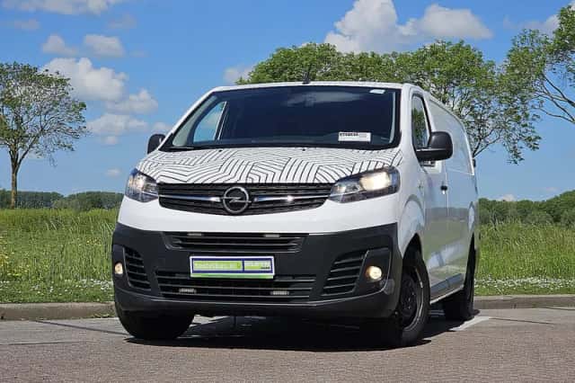 Opel Vivaro (2020) thumbnail 1