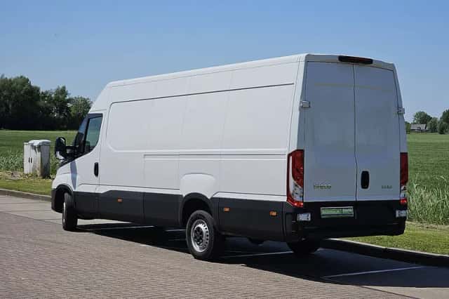 Iveco Daily (2023) thumbnail 5